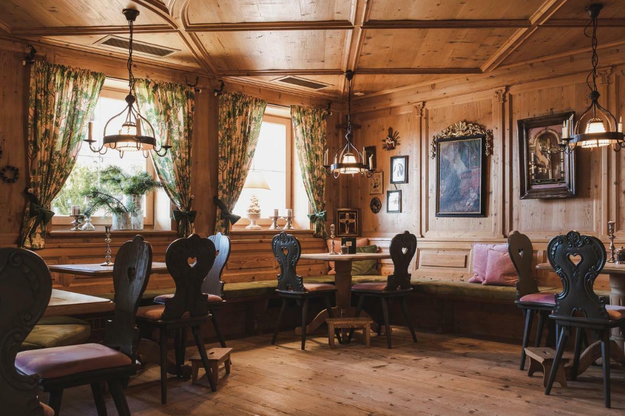 Hirzer 2781 Hotel